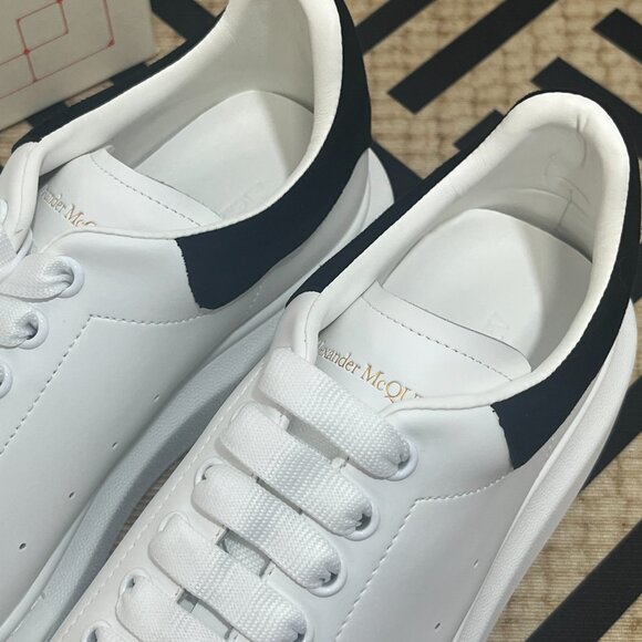 Alexander MaQueen 💕💕Men’s Running Shoes - Picture 3 of 7